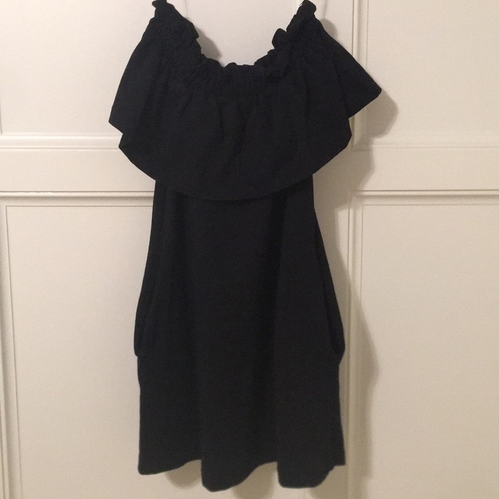 H & M Off the Shoulder Dress with Pockets